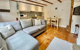 Hagstone Cottage Whitby